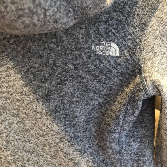 Great condition Women’s North Face hooded jacket size xs light blue speckled - Picture 17 of 17